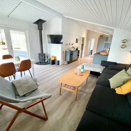 Aldina - 1-6km From The Sea By Interhome 펜션 *