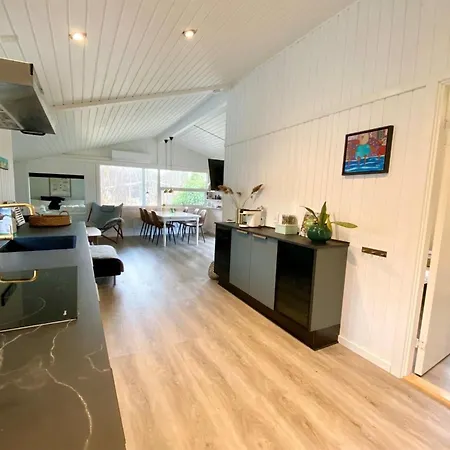 Aldina - 1-6km From The Sea By Interhome 펜션 *