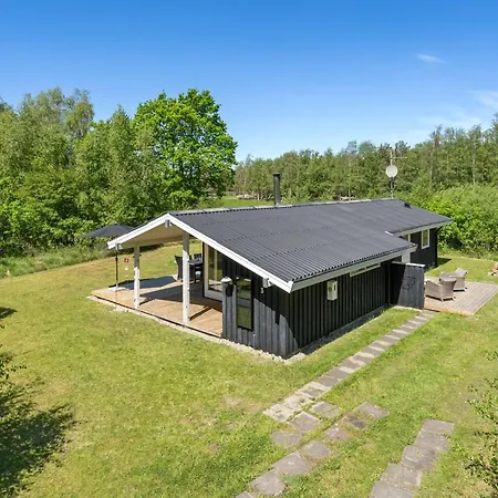 Vakantiehuis Aldina - 1-6km From The Sea By Interhome Laeso