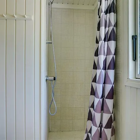 Aldina - 1-6km From The Sea By Interhome *