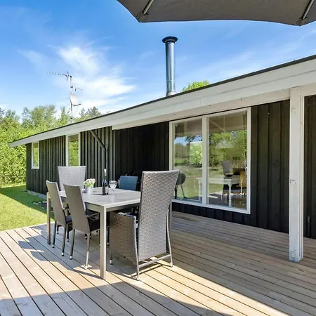 Vakantiehuis Aldina - 1-6km From The Sea By Interhome Laeso
